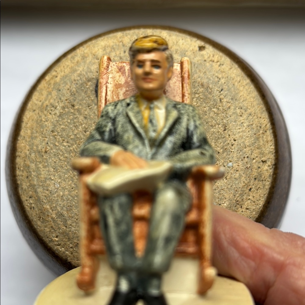 ⬛️ Vintage 1962 Sebastian Miniature JFK John F Kennedy Rocking Chair Figurine